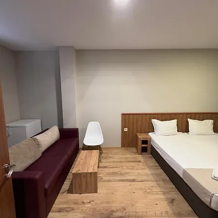 Hostel Radi